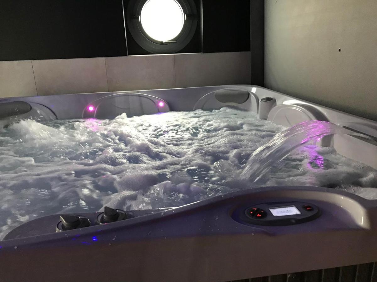 Aubin-Saint-Vaast Gite Spa Sauna Piscine מראה חיצוני תמונה